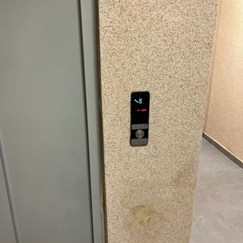 Balıkesir Prestij Seyirtepe Asansör Sorunu Can Güvenliğimizi Tehdit Ediyor