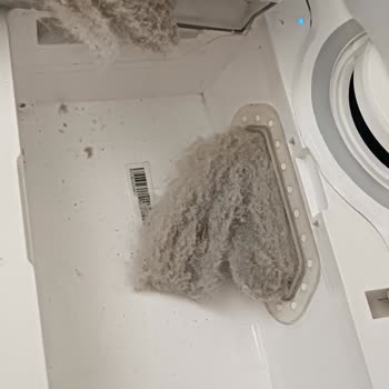 Roborock S8 Toz Haznesi Düzgün Dolmuyor Etrafı Sürekli Kirleniyor