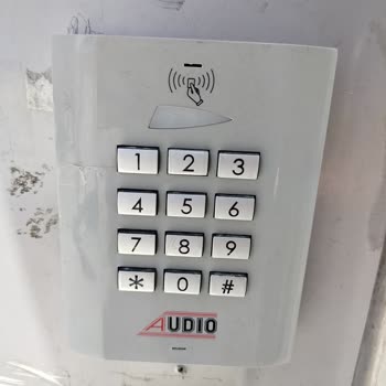 Yeni Güvenlik Kapısı Arızalı Servis İlgisiz