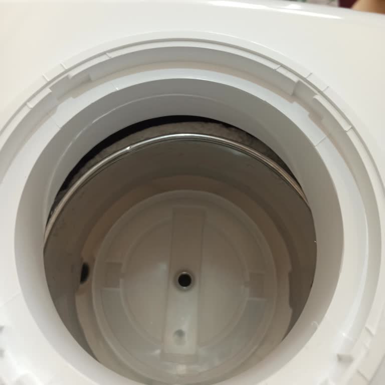 A101 Ekstra'dan Aldığım Su Sebili Arızalı Çıktı Ve Sürekli Çalışıyor