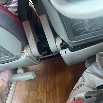 Kamil Koç Otobüsünde Temizlik Ve Konfor Eksikliği Nedeniyle Yaşanan Hayal Kırıklığı