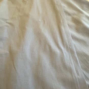 Kolay Ütü Denilen Gömlekler Kırışıklıkla Satılıyor!