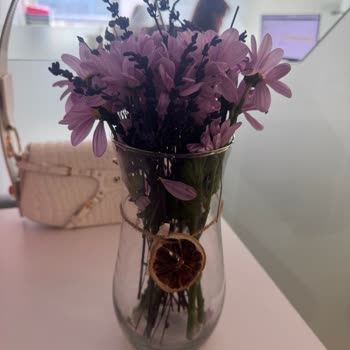 Gönderilen Çiçek Beklentileri Karşılamadı Ve Teslimatta Sorun Yaşandı