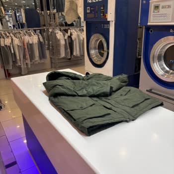 Kuru Temizlemeden Sonra Montlarım Lekeli Ve Kırışık Teslim Edildi