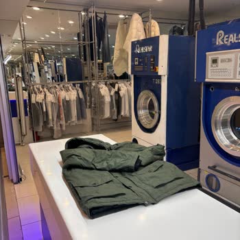 Kuru Temizlemeden Sonra Montlarım Lekeli Ve Kırışık Teslim Edildi