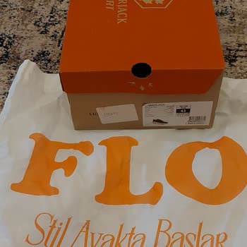 İlk Kullanımda Ayağımı Yaralayan Konforsuz Ayakkabı