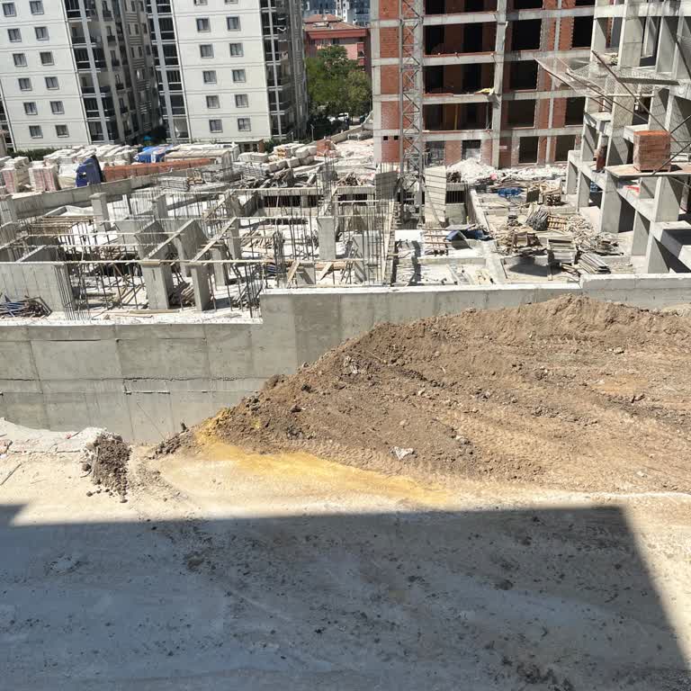 İnşaat Tozu Ve Yol Sorunu Hayatımızı Olumsuz Etkiliyor