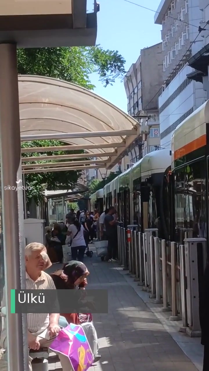 Eskişehir Büyükşehir Belediyesi Tramvay Gitmiyor Resmen videonun kapak resmi