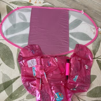 Sipariş Edilen Bebek Yüzme Yardımcısı Beklentileri Karşılamadı