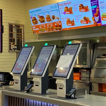 Popeyes Nevçarşı AVM'de Kasa Sorunu Ve Olumsuz Çalışan Davranışı