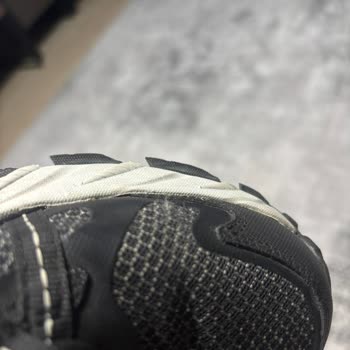 Satın Aldığım Ayakkabıda Kısa Sürede Oluşan Deformasyon Ve Yetersiz Müşteri Desteği