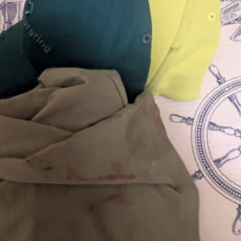 Bargello Parfüm Sızdırdı Çantamdaki Eşyalarım Zarar Gördü