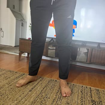 Ayvalık Mağazasından Aldığım Eşofman Altı Hem Kusurlu Hem De Müşteri Hizmeti Yetersiz