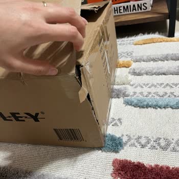 İade Edilen Ürünün Kutusu Nedeniyle Satıcının İade Kabul Etmemesi