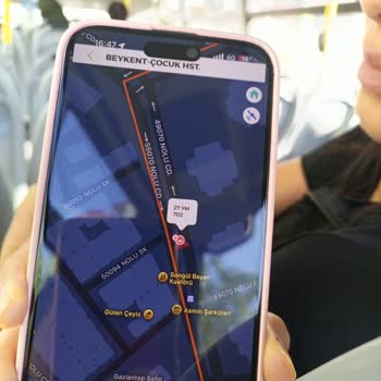 Beykent Çocuk Hastanesi Otobüsünde Şoförün Tehlikeli Ve Sorumsuz Davranışı