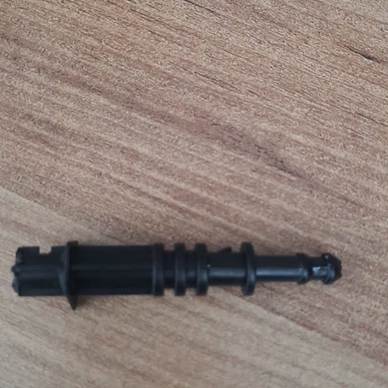 Buharlı Temizleyici Parçası Eridi, Yedek Parça Ve Destek Yok