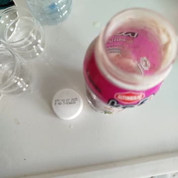 Kefir Şişesi Patladı, Mutfak Zarar Gördü