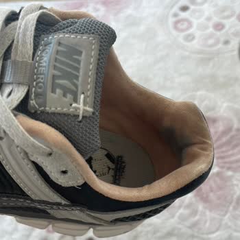 Nike Vomero 5: Kısa Sürede Bozulan Ürün Ve Yetersiz Müşteri Desteği