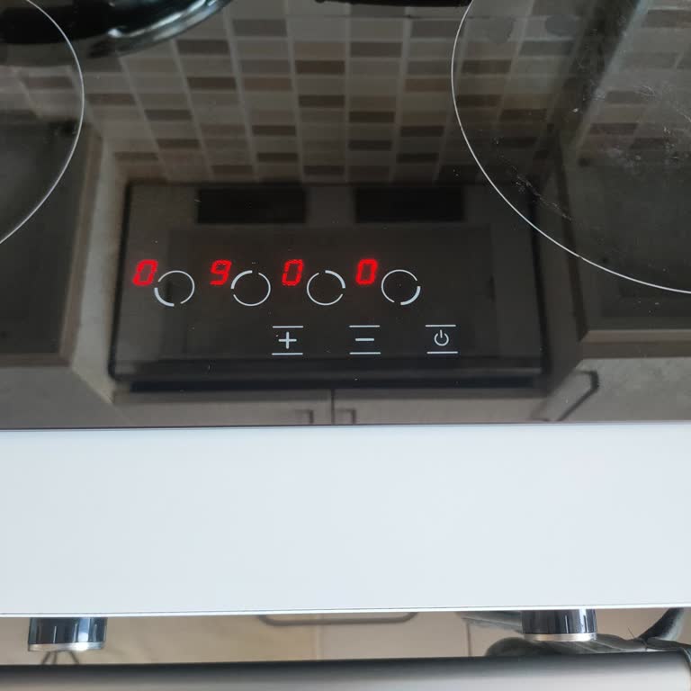 Oscar Set Üstü Ocakta Sürekli Aynı Sorun: Yemek Pişirirken Otomatik Kapanma Ve Çözüm Eksikliği