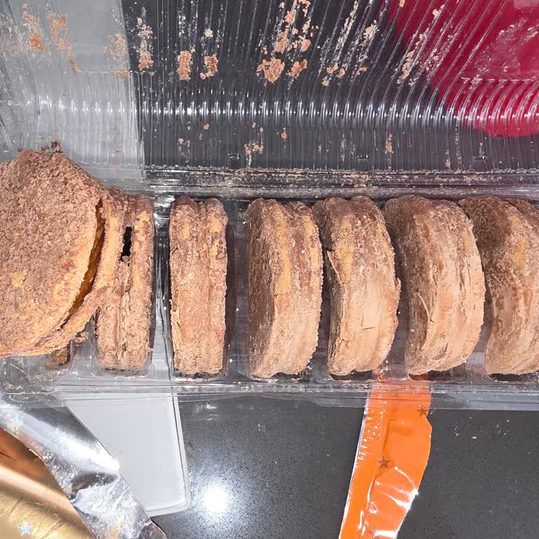 Son Kullanma Tarihi Geçmiş Ürün Ve İlgisiz Müşteri Hizmetleri Hayal Kırıklığı Yarattı