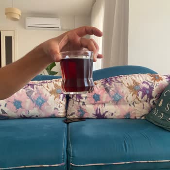 Aldığım Coca-Cola Asitsiz Ve Rengi Açık Çıktı, Sağlığımız Tehlikeye Atılıyor