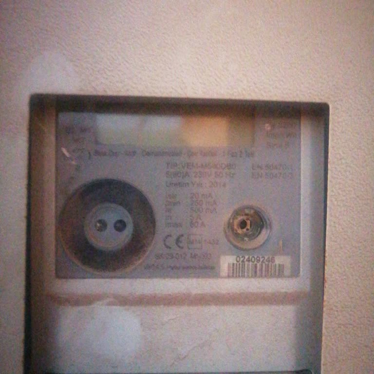 Elektrik Bilgi Eksikliği Nedeniyle Mağduriyet: Yaşlı Bir Vatandaşın Zor Durumu