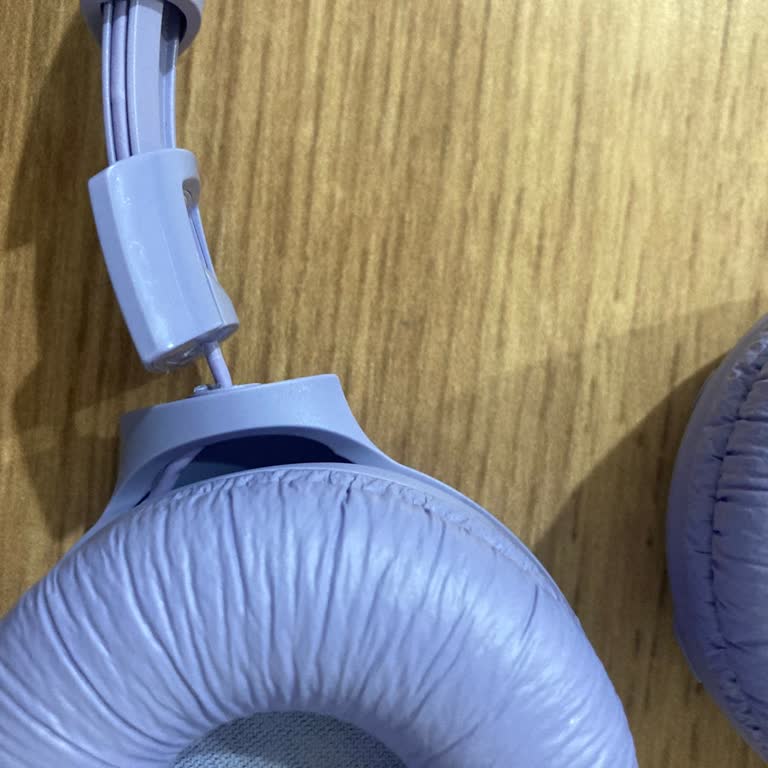 JBL 520BT Kulaklığım Kendi Kendine Kırıldı, Garanti Kapsamında Yardım İstiyorum