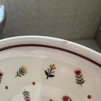 English Home Çay Setinde Kırık Ve Deforme Ürünler Teslim Edildi