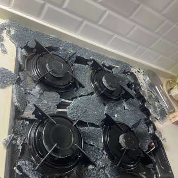 Kumtel Ankastre Ocakta Cam Patlamasıyla Yaşadığımız Tehlike