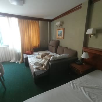 Balkanlar Turu'nda Konaklama Standartlarının Vaat Edileni Karşılamaması