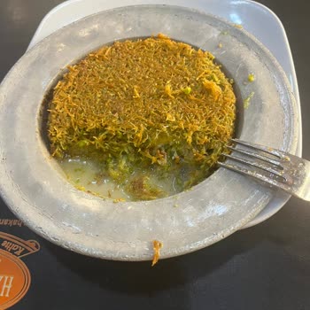 Yanık Ve Lezzetsiz Tatlıya Yüksek Fiyat Şikayeti