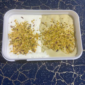 Migros'tan Aldığım Antep Fıstıklı Dondurmanın Görseli Ve İçeriği Uyuşmuyor