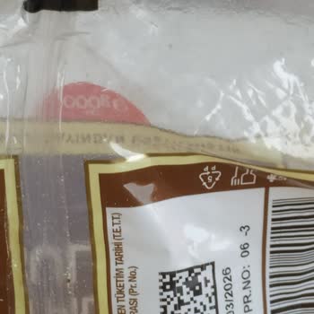 Duru Bulgurun İçinden Kelebek Ve Kurt Çıkması