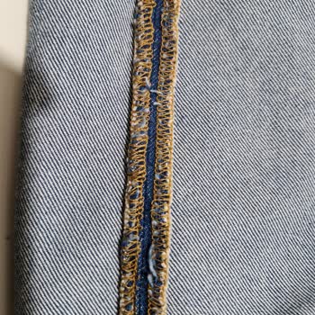 Levis'tan Aldığım Ürün Orijinallik Ve Kalite Testini Geçemedi