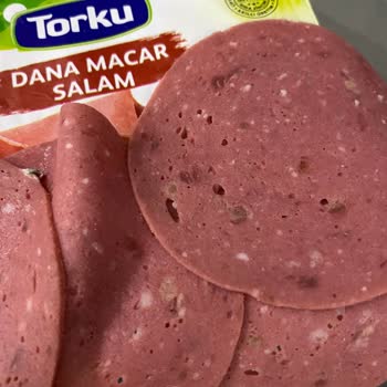 Küflü Salam Şoku: Taze Ürün Beklerken Hayal Kırıklığı