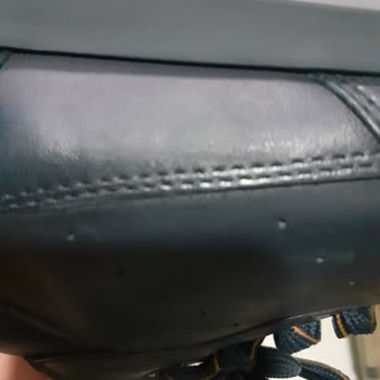 Greyder Ayakkabıda Tekrarlayan Renk Solması Sorunu Ve Çözüm Eksikliği