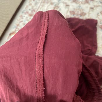 Yeni Aldığım Pantolonun Dikişleri Kısa Sürede Söküldü