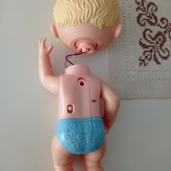 Dayanıklı Olmayan Oyuncak Bebeğe Yüksek Fiyat