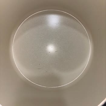 Makinede Yıkanabilir Denilen Tencerede Hızlı Soyulma Ve Yıpranma Sorunu