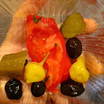 Köfteci Yusuf Harem Şubesinde Tost Ve Hijyen Sorunları Bitmiyor