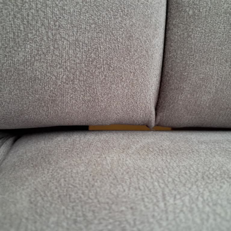 İstikbal Köşe Takımında Kumaş Ve Montaj Sorunları Bitmek Bilmiyor