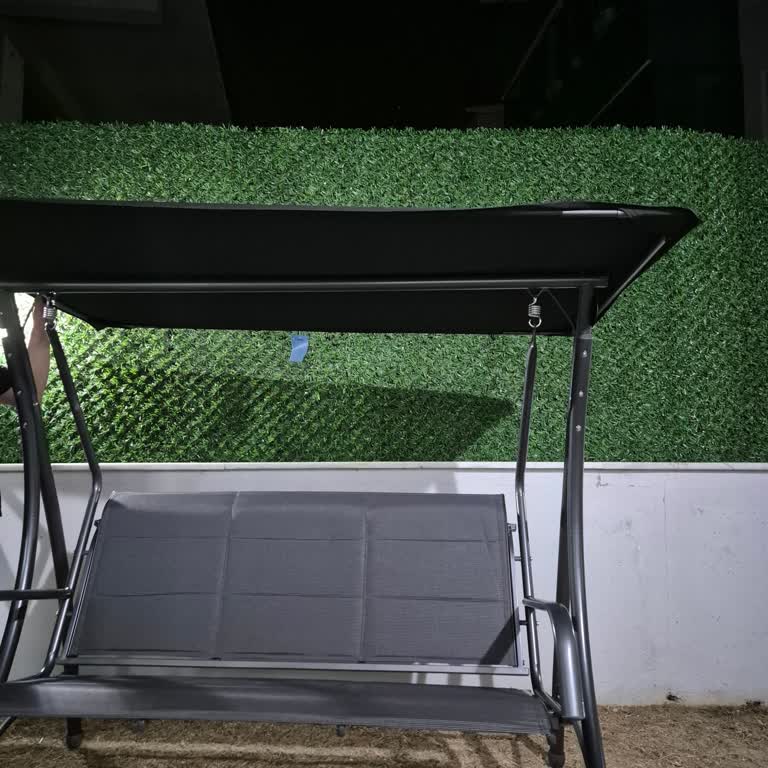 Satın Aldığım Salıncağın Üst Kumaşı Farklı Renk Geldi, Müşteri Hizmetleri Sorunu Çözmedi