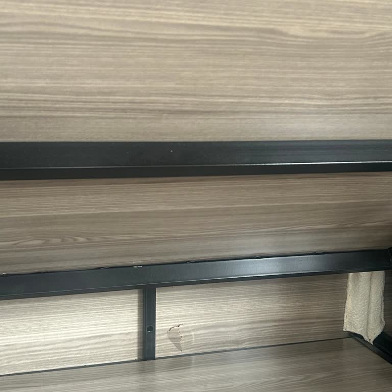 Aldığım Yatak Odası Takımı Defolu Ve Mağaza İlgisiz