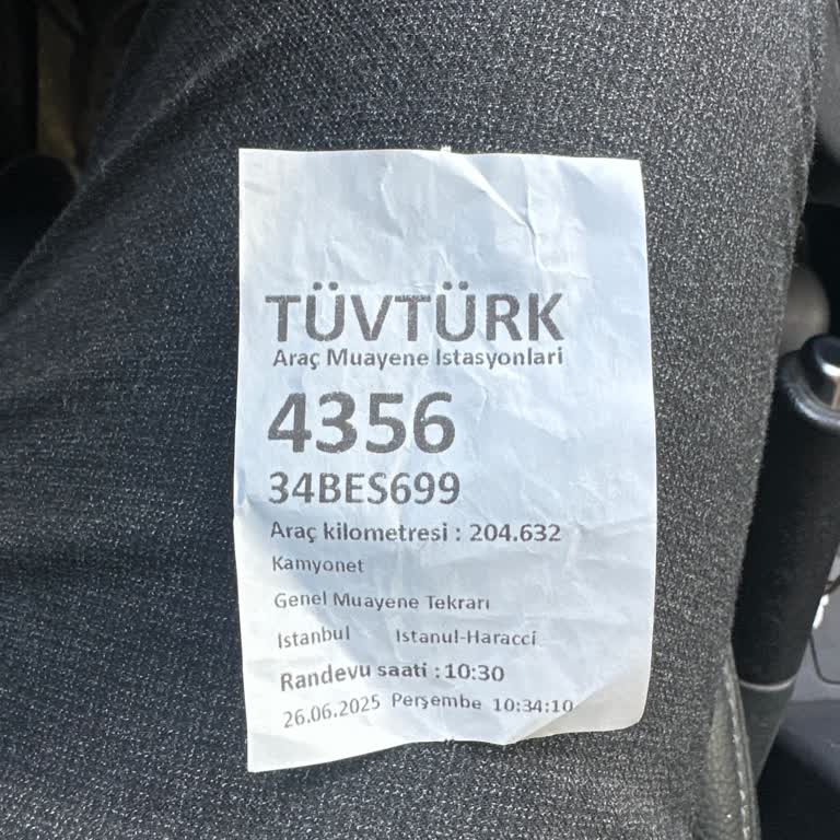 Tüvtürk Muayene Sırasında Sıra Karışıklığı Ve Uzun Bekleme