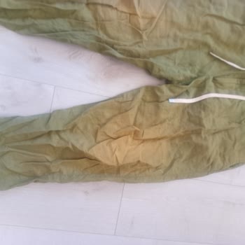 Kötü Durumda Ve Etiketsiz Gelen Pantolon İçin Muhatap Bulamıyorum