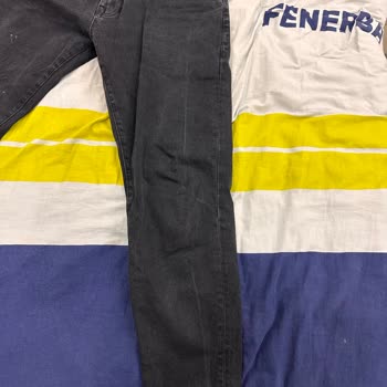 Mavi Kot Pantolonunda Seri Üretim Hatası Ve Yetersiz Müşteri Hizmeti