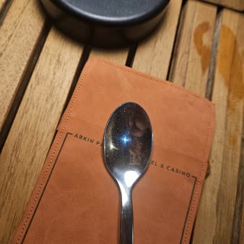 Restoranda Yavaş Ve Düzensiz Servis Deneyimi