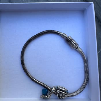 Pandora Mağazasında Üç Günde Kararan Ürün Ve Müşteri Memnuniyetsizliği