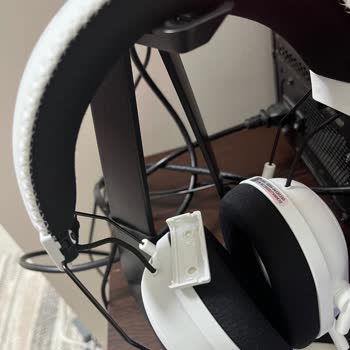 Kırılan Razer Kulaklıkta Kullanıcı Hatası İddiası Ve Yüksek Değişim Ücreti