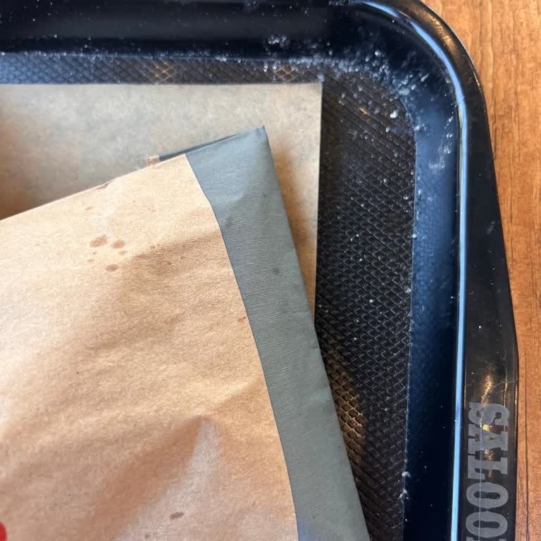 Avlu34 AVM Saloonburger'de Hijyen Skandalı Ve Kötü Deneyim